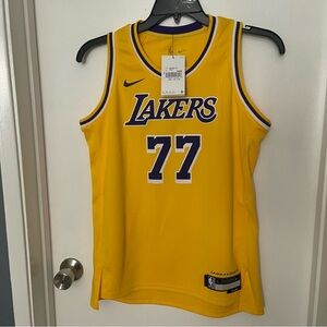 Nike Youth LA Lakers Luka Doncic Swingman Icon Jersey size: S, M, L, XL